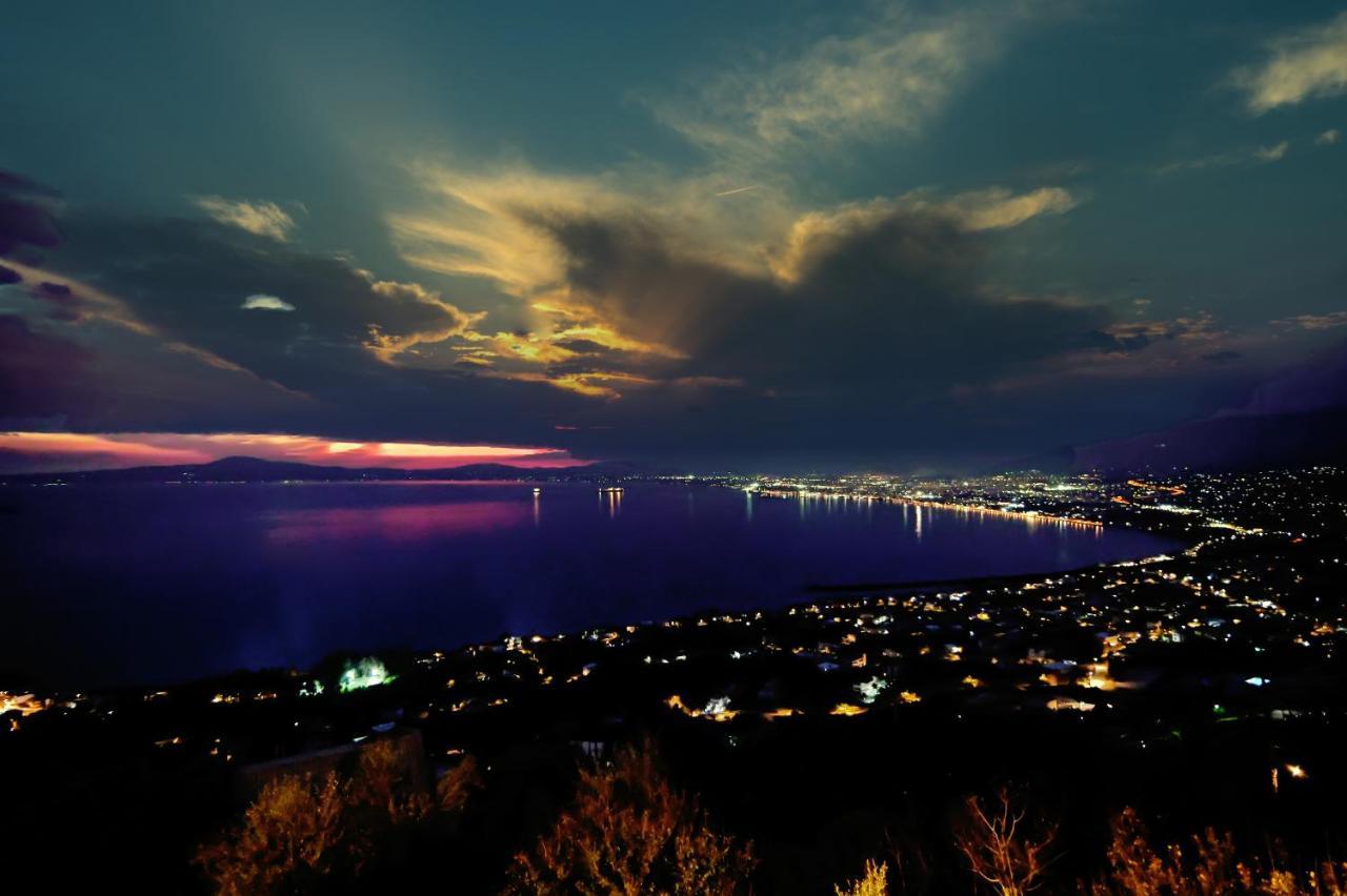 Kalamata Suites By 'Elite' Exterior foto